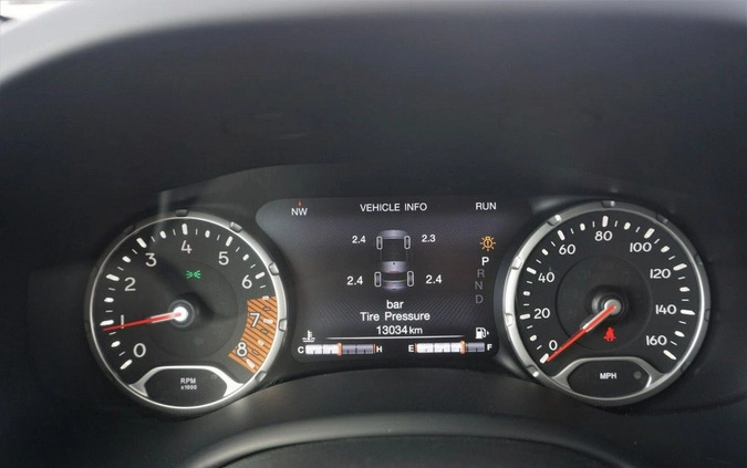 Jeep Renegade cena 124900 przebieg: 13000, rok produkcji 2021 z Chełmek małe 742